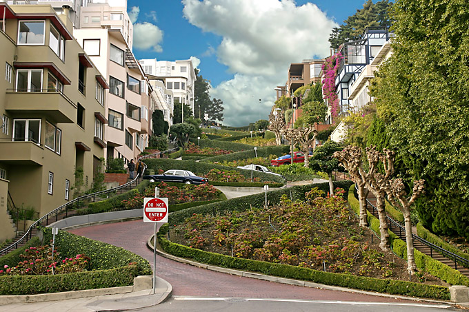 Lombard street 3 from below